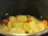 Картофена крем супа с крутони 2